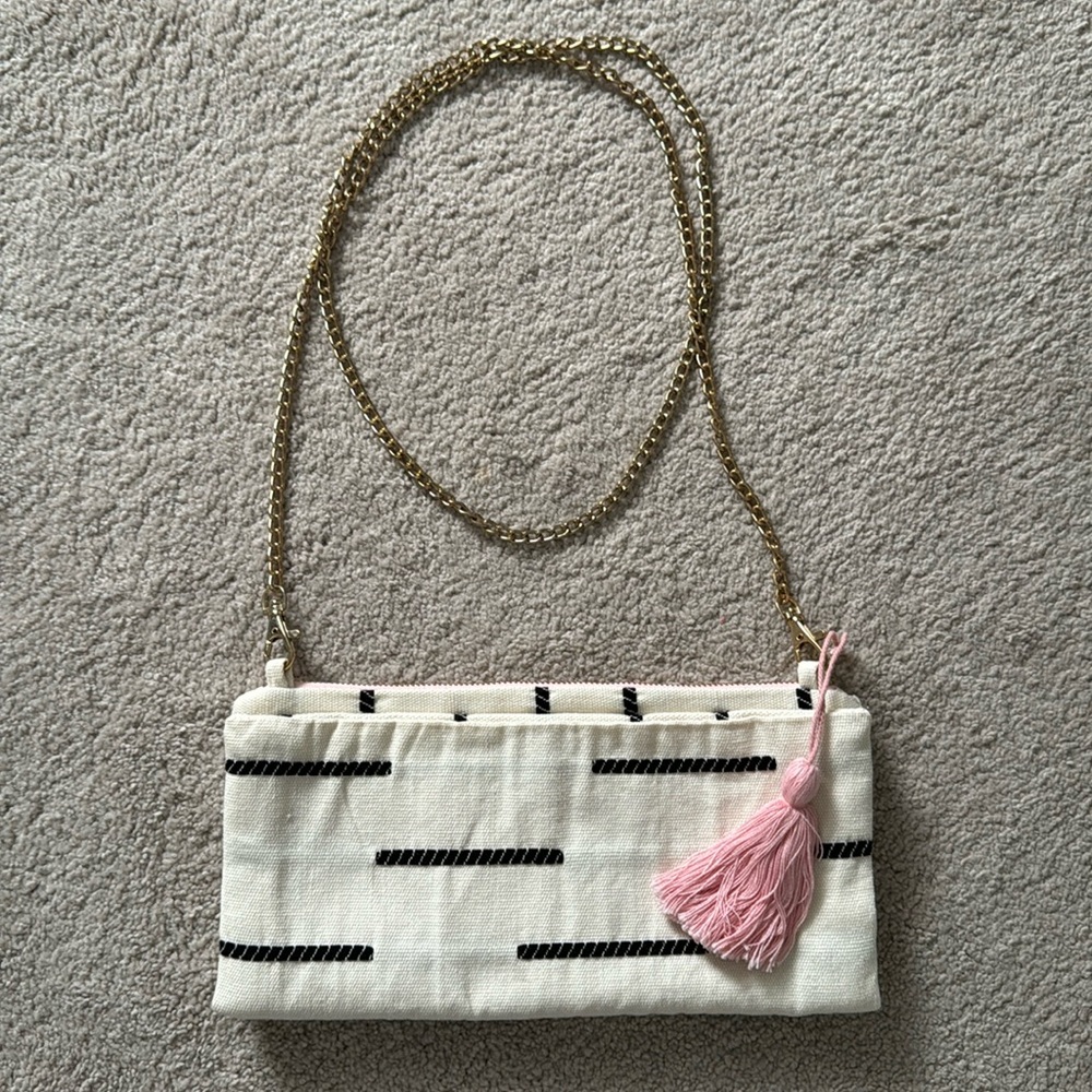 Tribe Alive purse